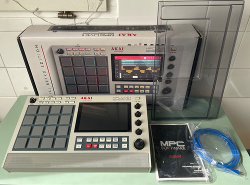 Akai mpc live retro edition - mpc,