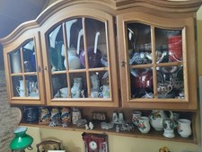 Hängevitrine Eiche rustikal mit Tassenbord