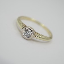 ANTIQUE DIAMOND RING IN