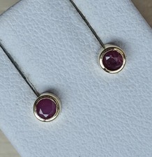 Mini Rund Edelstein Rubin