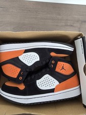 Nike Air Jordan Access Orange