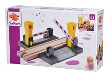 Eichhorn Bahn – Holzeisenbahn – Automatischer Bahnübergang