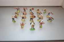 Elastolin 7 cm-18 Wikinger"Vitrinenstücke"