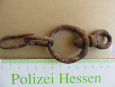 Altes Kettenteil mit Ring und Wirbel Eisen mit Rostansatz 135mm lang Dekoration
