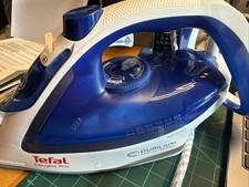 Tefal Easygliss FV5736 Dampfbügeleisen - Blau/Weiß
