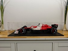 ⬛ Vitrine F1-BoSchw -