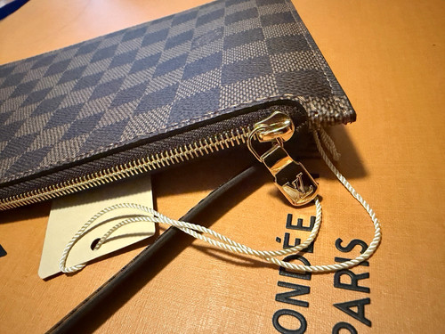 Louis vuitton damier - louis,