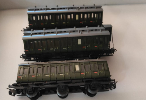 Märklin personenwagen 2 - 3,