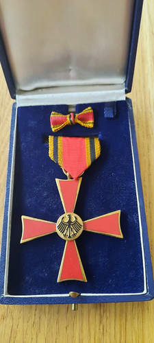 Bundesverdienstkreuz bande - bundesverdienstkreuz, am