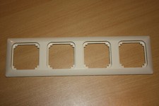 Merten M1 cremeweiß 4-fach Rahmen