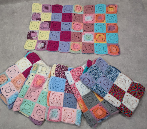 Handarbeit granny square decke - handarbeit,