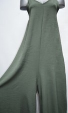 STYLISHER JUMPSUIT TRÄGER OVERALL ANZUG V AUSCHNITT  WEITES BEIN OLIV KHAKI GRÜN