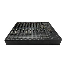 Studiomaster Diamond 8-2 |