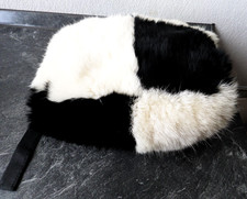 Vintage Muff - Handwärmer - Kaninchenfell schwarz/weiß  ca. 28 cm lang 70er J.