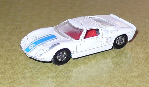 Matchbox superfast ford - 41,