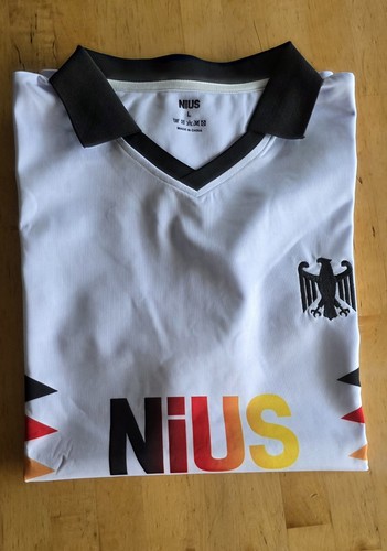 Nius handsigniertes - nius,
