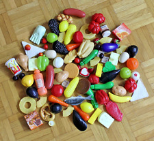 Zubehör für Kinderküche: diverse Holz-, Kunststoff- und Papplebensmittel Teil 1