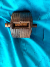 sehr altes Holzspielzeug für