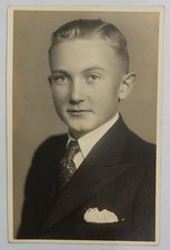 ALTES FOTO...JUNGER MANN...ANZUG...EINSTECKTUCH...PORTRAIT...SALZWEDEL...