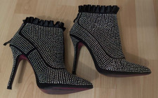 Tolle ausgefallene Stiefeletten, schwarz mit Strasssteinen von SDS, Gr. 37