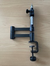 Gelenkstativ mit zwei 360°-Gelenken, Schraubklemme mit Spigot und Spigoteinsatz