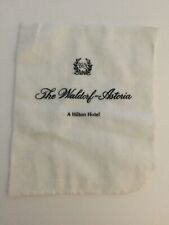 THE WALDORF-ASTORIA NY Hilton PUTZTUCH VINTAGE !! ca. 40 Jahre alt 