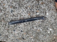 Audi A4 B5 Vorfacelift Kotflügelhalter Halter Kotflügel Vorne links unten