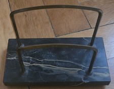 Briefhalter Briefständer Postständer Schreibtisch Metall Messing stein Marmor?