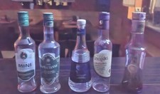 Konvolut  5 Kleine Leere  Flaschen  je 200 ml  Ouzo, Tsipouro, Raki ...rare