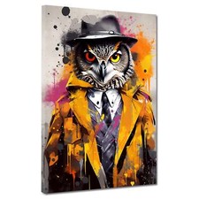 Eule im Anzug mit gelben