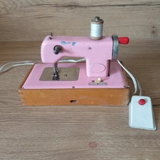 Kindernähmaschine Regina Pink
