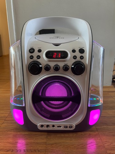 Karaoke musikbox mit mikrofon - musikbox,