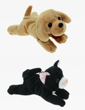 1 Kuscheltier Hund o. Katze