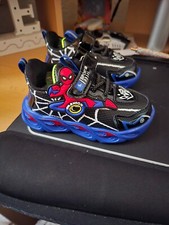 Kinder Spiderman Schuhe Disney LED Turnschuhe Jungen Blinkend Leuchtend Sneaker