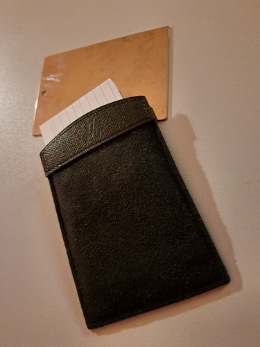 Louis vuitton taiga leder - vuitton,