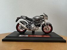 Ducati MonsterS4 Modell