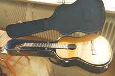 Klassikgitarre Shiro AC-15 mit Case (Koffer)