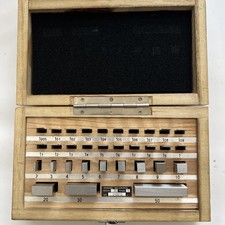 Endmass, Messblock, Endmaß Satz,  32 tlg., in Holzkassette Grade 1