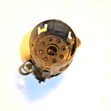 Vintage Rimlock Röhren Sockel              / LF 7