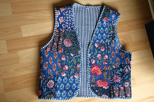 Blaue gesteppte weste indisch - blaue,
