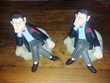 2 X Loriot Herr im Sessel