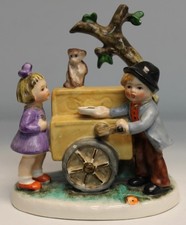 Goebel Kinderland Figurine