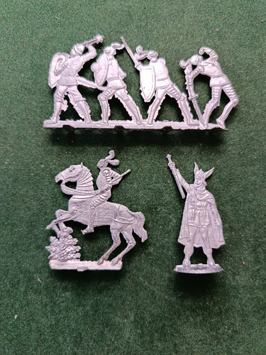 6 zinnfiguren - x,