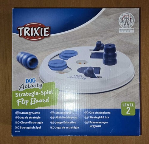 Trixi dog activity flip board - trixi,