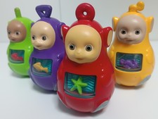 4 Teletubbies Figuren Bad