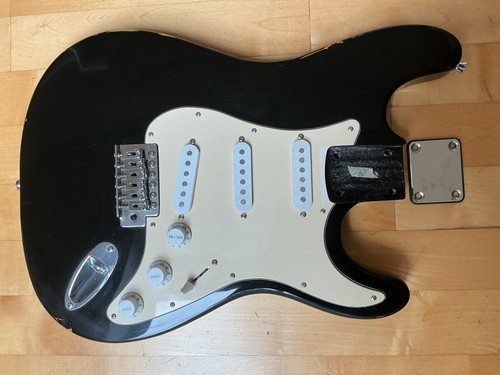 Gitarren relic strat body - strat,