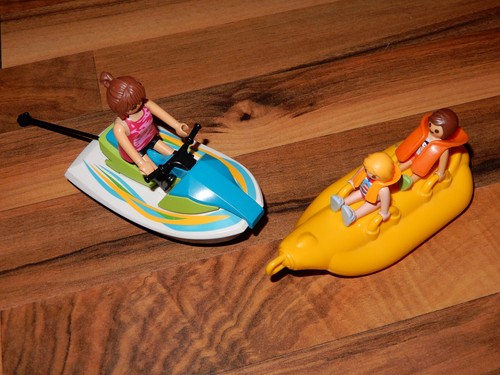 Playmobil family fun jetski - family,