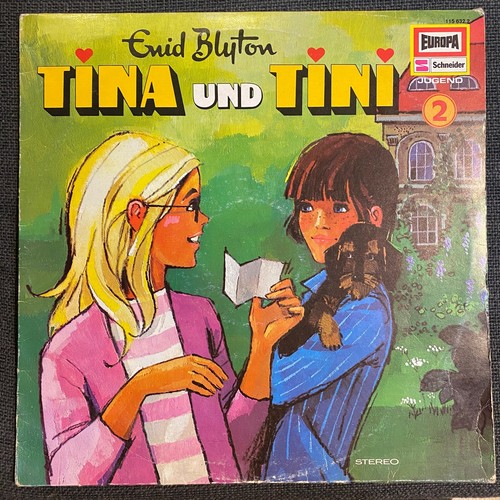 Tina und tini stehen - stehen, vor