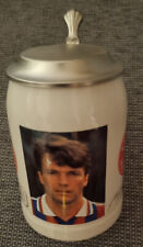 FC BAYERN MÜNCHEN KRUG LOTHAR MATTHÄUS 10 von 1997 rot-blaues OPEL-Trikot Zinnd.