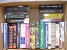 Große Kiste Bücher